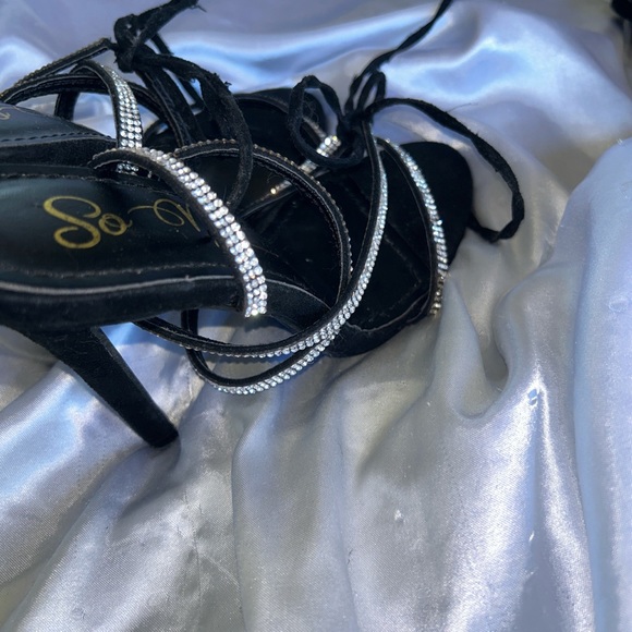 ♡ rhinestone lace up heals ♡ - Picture 3 of 3